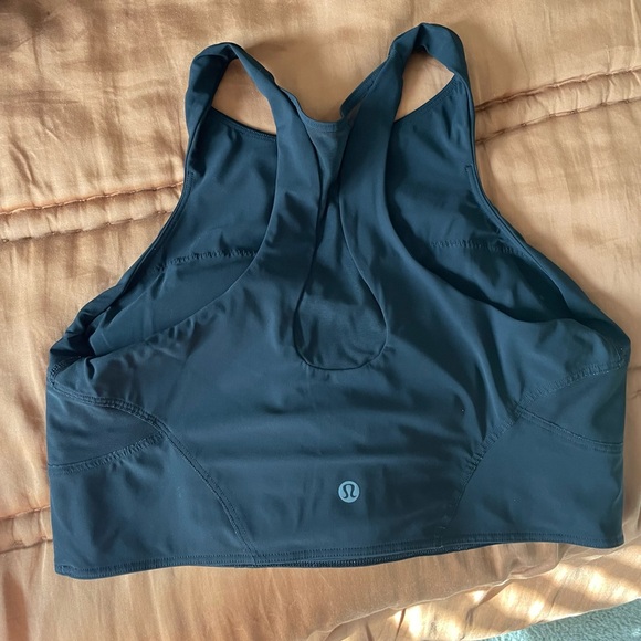 Bundle of 3 size 12 lululemon mesh back train bras - Picture 4 of 9